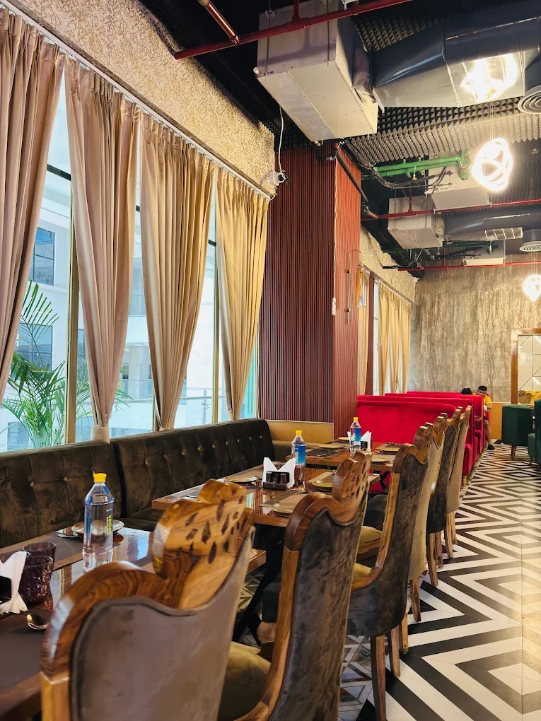 Shahi Mahal – Window Side Dining Area